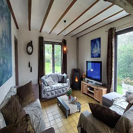 Сasa de vacaciones Holiday Home 'Ardennes Blue' In Theux Near Spa La Reid